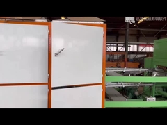 4 moules formant le séchoir à métaux de la machine alternative montrant