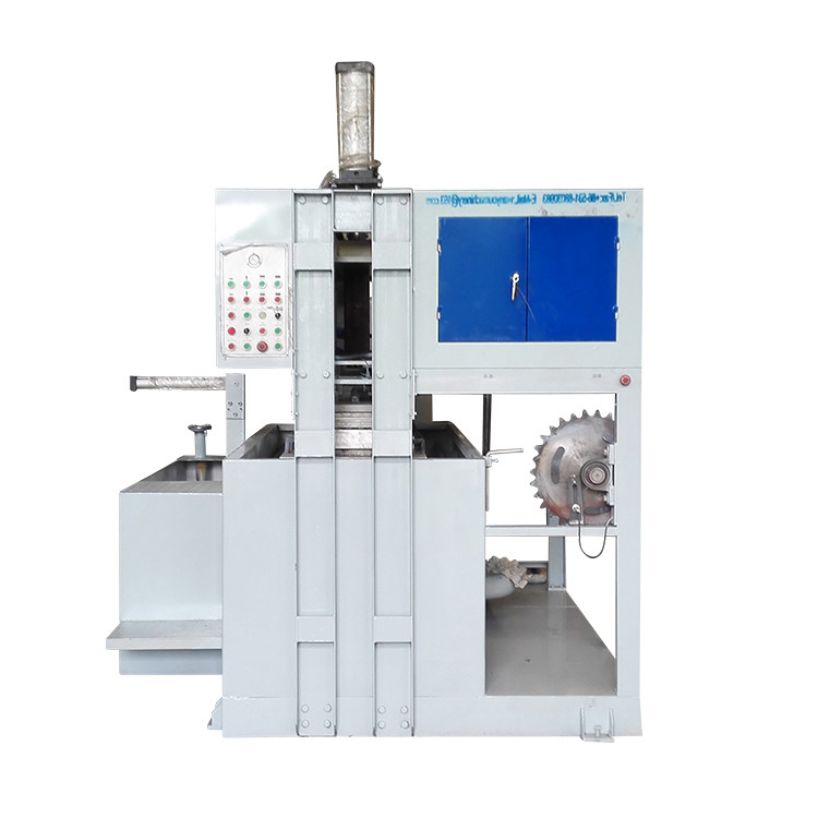 Machine de fabrication de plateaux d'œufs en papier durable et convivial pour un fonctionnement rapide et facile