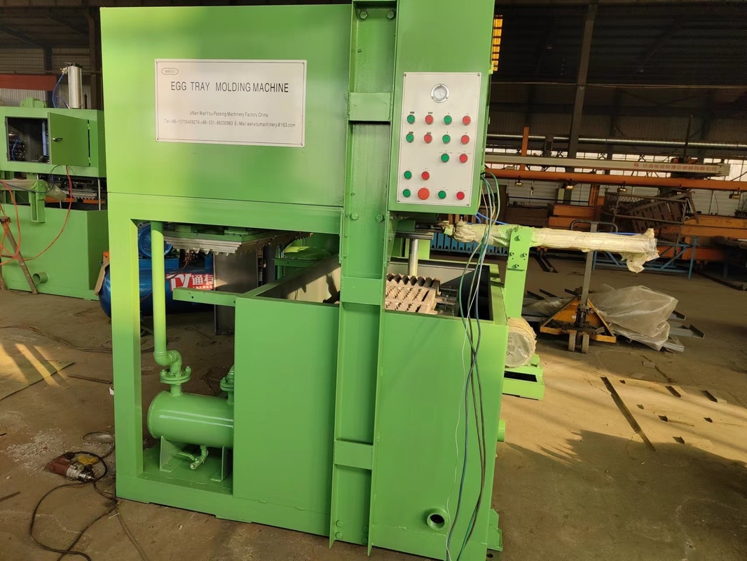 Machine de fabrication de plateaux d'œufs en papier durable et convivial pour un fonctionnement rapide et facile