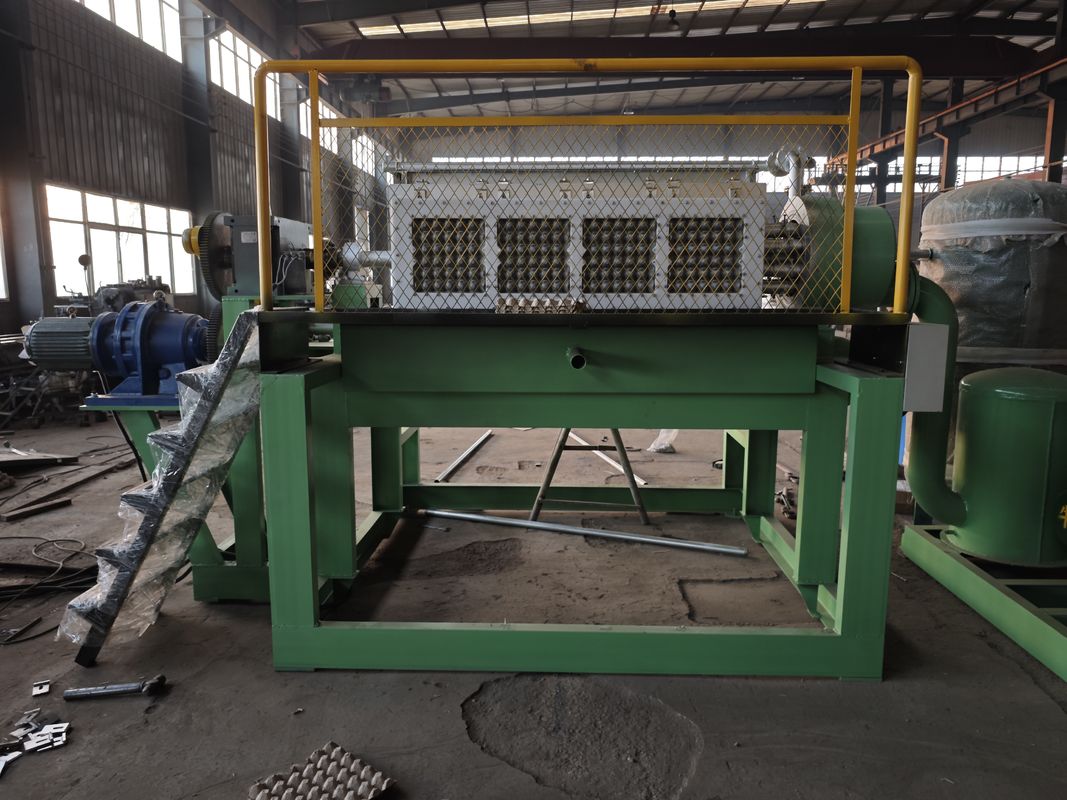Prix de la machine à plateaux à œufs en papier recyclé avec machine à plateaux à pommes en pâte à papier de 3000 pièces