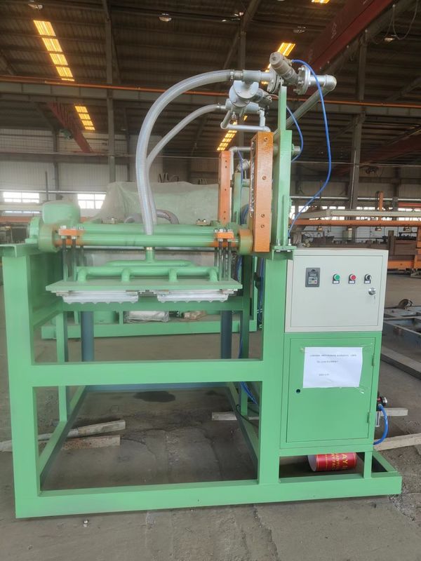 Machine de moulage de pâte à papier durable avec haut rendement