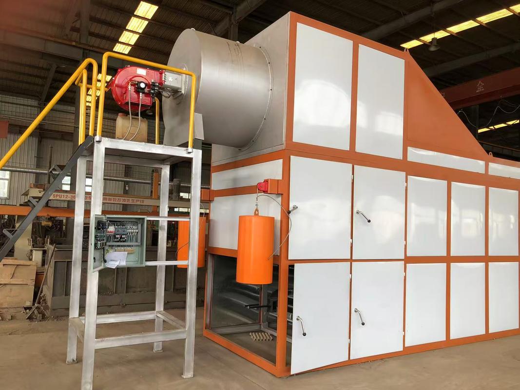 Ligne de production automatique de plateaux à œufs utilisant de la pâte de papier recyclée pour créer divers types de cartons et plateaux à œufs 5000-6000 pièces / h contrôlée par PLC