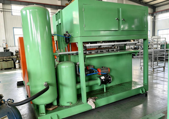 PLC contrôlé 1300-1500pcs par heure machine de plateau d'œufs machine de carton d'œufs pour faire plateaux d'œufs cartons d'œufs plateaux de chaussures plateaux de pépinière pour les petites entreprises idée moules en aluminium