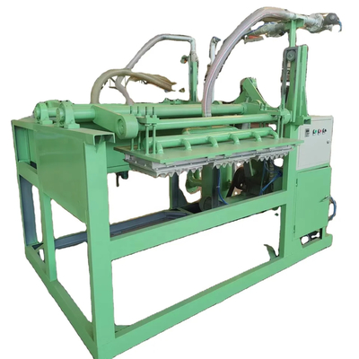 Méthode d'emballage en film plastique Machine de fabrication de plateaux d'œufs en papier Pour 700 - 5000 pièces/h Capacité