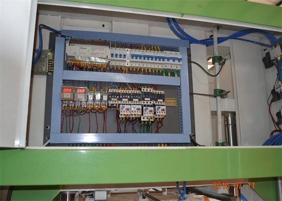 Cartonneuse automatique d'oeufs de pulpe avec le contrôle d'écran tactile de PLC