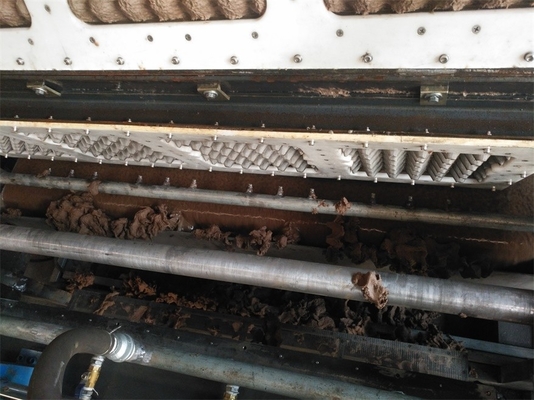 Chaîne de production automatique de magasin pour la fabrication jetable de cartons d'oeufs de pulpe
