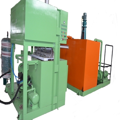La machine semi automatique de fabrication de plateau d'oeufs 2 ans de garantie facile installent