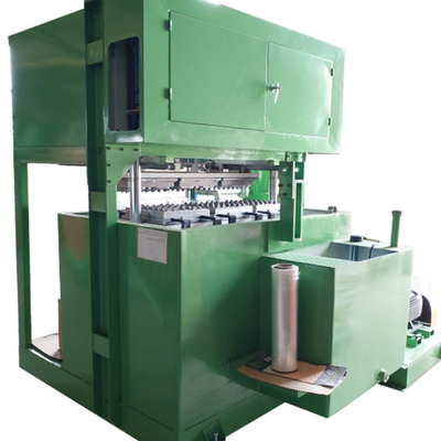 Réutilisation de la machine de bâti semi automatique de pulpe de machine de plateau d'oeufs de papier de rebut